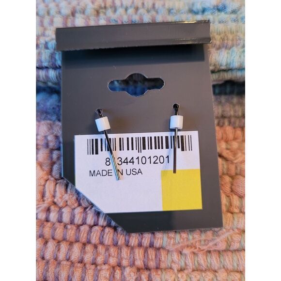 (3 for $15)~JoMa~ Silvertone 'Born To Shop' Earrings - Picture 4 of 4